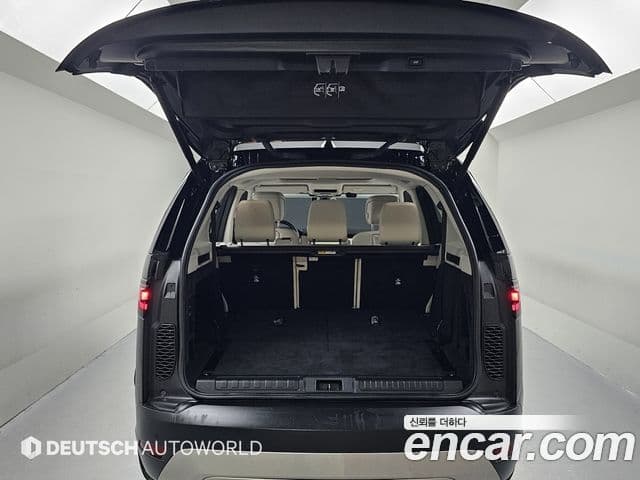 Land Rover Discovery 5 2022 — ფოტო 2/20