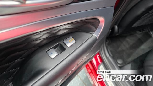 Genesis G70 2019 — Photo 9/34