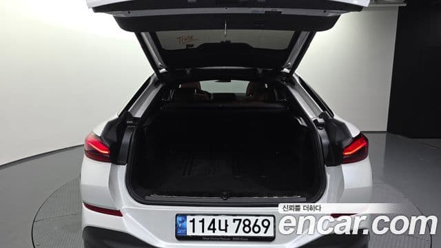BMW X6 2023 — ფოტო 27/32