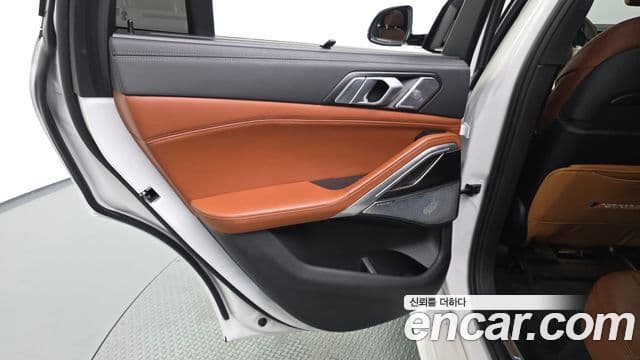 BMW X6 2023 — ფოტო 21/32