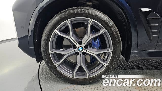BMW X5 2024 — Photo 9/37