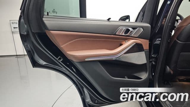 BMW X5 2024 — Photo 2/37