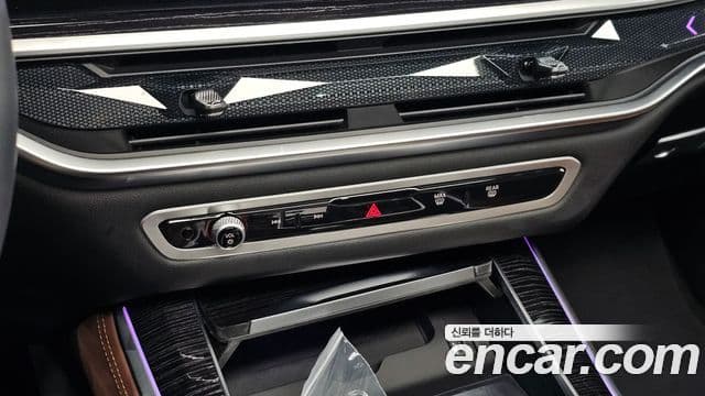 BMW X5 2024 — Photo 10/37