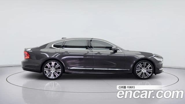 Volvo S90 2021 — Photo 15/20