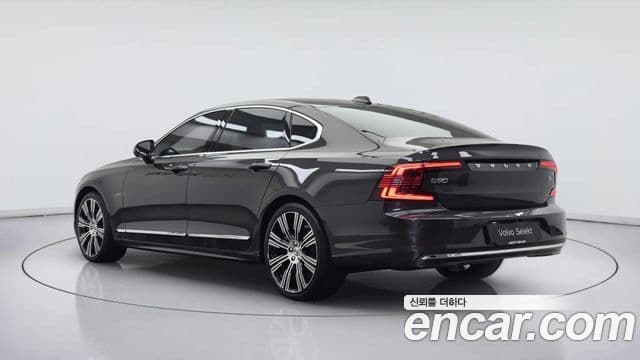 Volvo S90 2021 — Photo 16/20