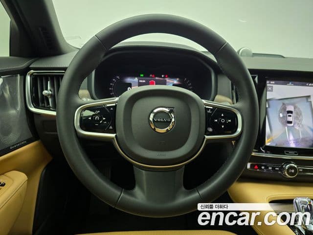 Volvo S90 2021 — Photo 17/20