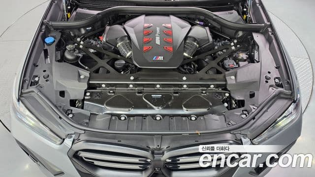 BMW X6M 2025 — Photo 15/33