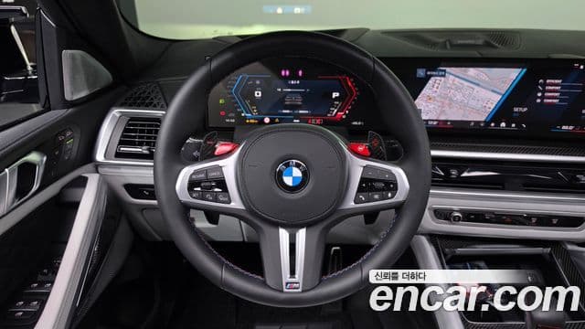 BMW X6M 2025 — Photo 23/33