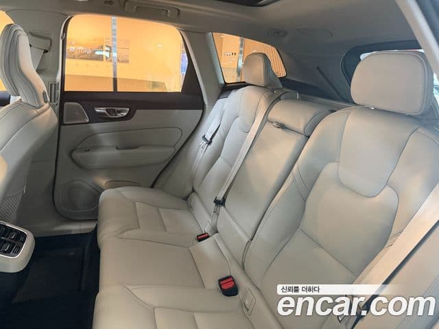 Volvo XC60 2026 — Şəkil 3/20