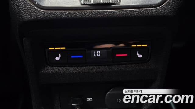 Volkswagen Tiguan 2019 — Şəkil 17/34