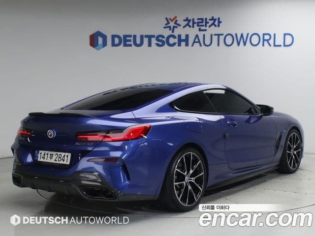 BMW 8 Series 2022 — Photo 13/20
