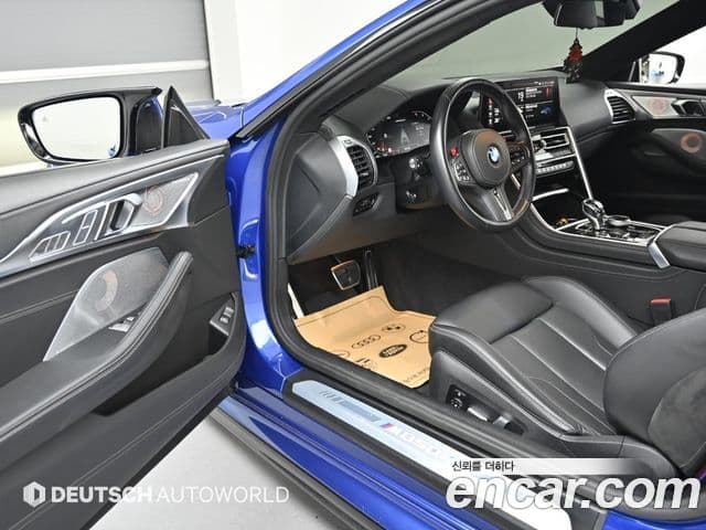 BMW 8 Series 2022 — Photo 20/20