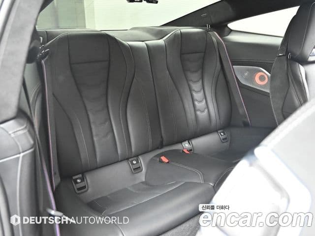 BMW 8 Series 2022 — Photo 9/20
