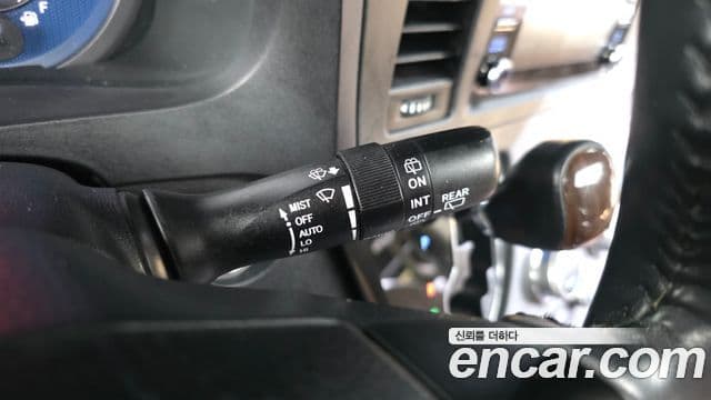 Toyota Sienna 2019 — Şəkil 15/33