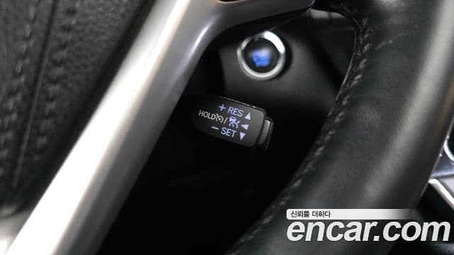 Toyota Sienna 2019 — Şəkil 11/33