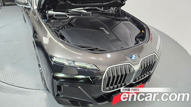 BMW i7 2024 — ფოტო 20/20