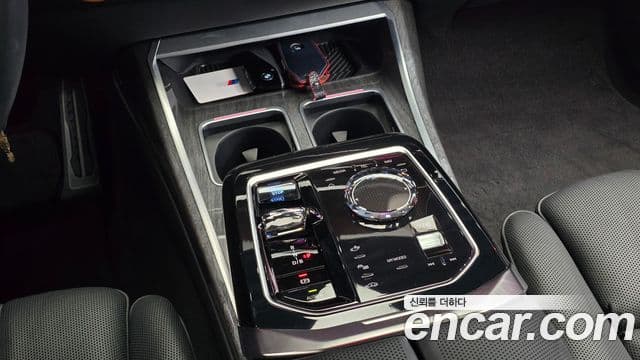 BMW i7 2024 — ფოტო 10/20