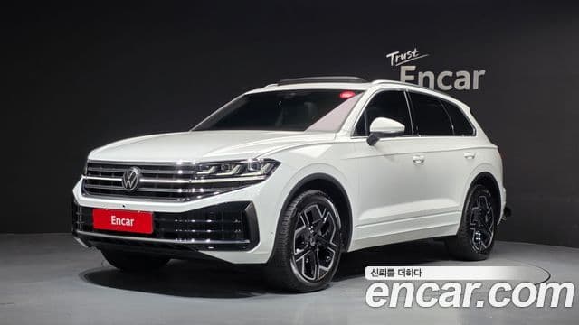 Volkswagen Touareg 2025 — Фото 1/20