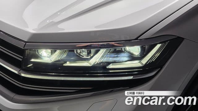 Volkswagen Touareg 2025 — Şəkil 22/36