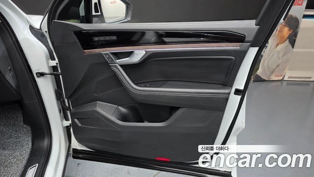 Volkswagen Touareg 2025 — Şəkil 4/36