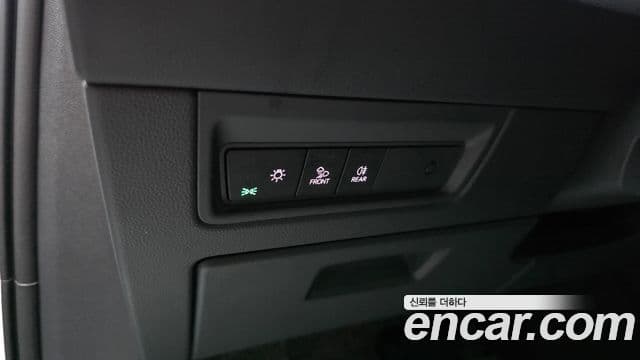 Volkswagen Touareg 2025 — Şəkil 3/36