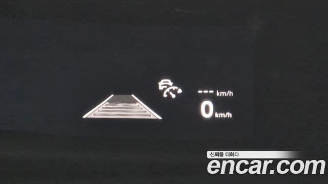 Volkswagen Touareg 2025 — Şəkil 33/36
