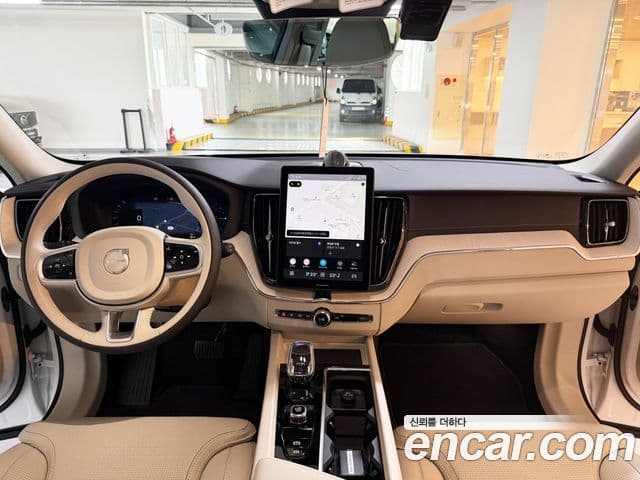 Volvo XC60 2026 — Photo 9/20