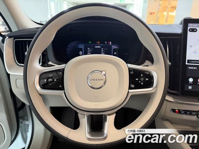 Volvo XC60 2026 — Photo 13/20