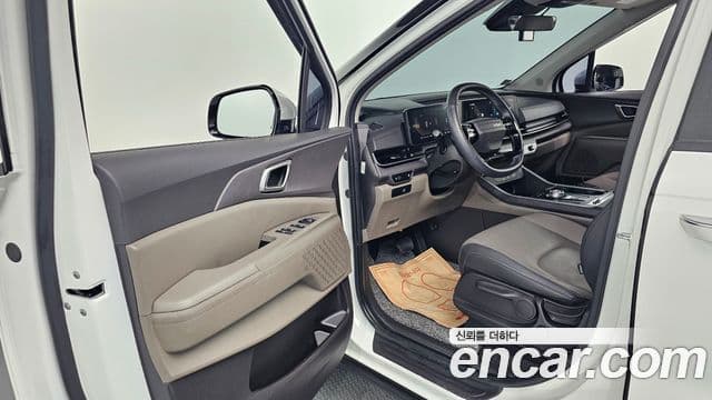 Kia Carnival 2025 — Фото 10/20