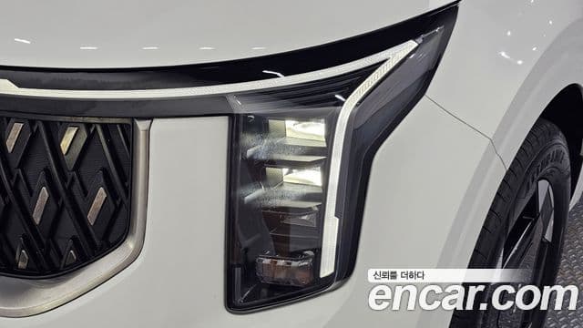 Kia Carnival 2025 — Şəkil 26/30