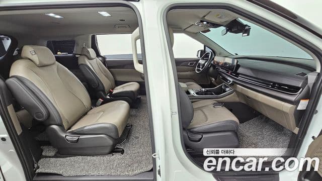 Kia Carnival 2025 — Şəkil 18/30