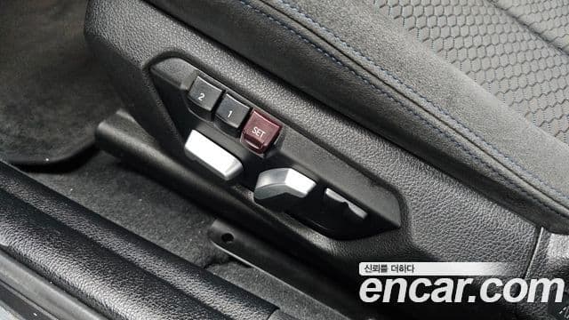 BMW 1 Series 2018 — Фото 19/20