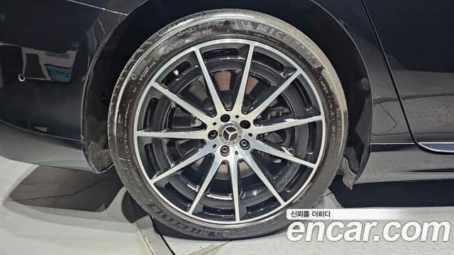 Mercedes-Benz EQS 2021 — ფოტო 19/35