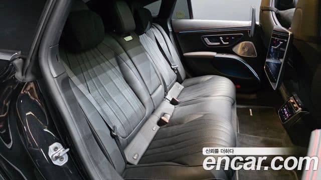 Mercedes-Benz EQS 2021 — ფოტო 13/35