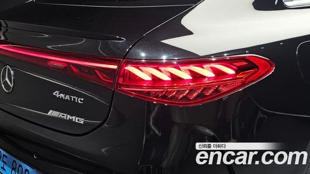 Mercedes-Benz EQS 2021 — ფოტო 11/35