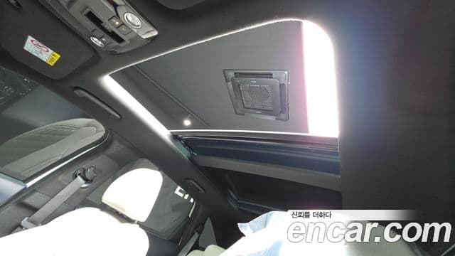 Kia Sorento 2023 — ფოტო 7/36