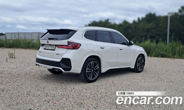 BMW X1 2023 — Photo 3/20