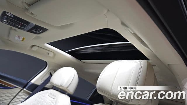 Bentley Flying Spur 2020 — Фото 19/20