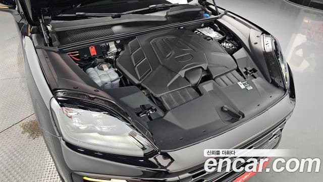 Porsche Cayenne 2024 — Photo 13/36