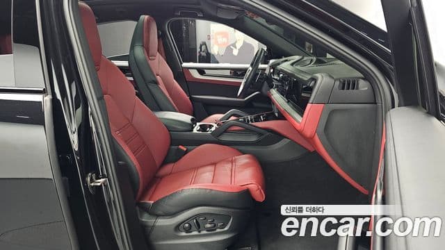 Porsche Cayenne 2024 — Photo 4/36