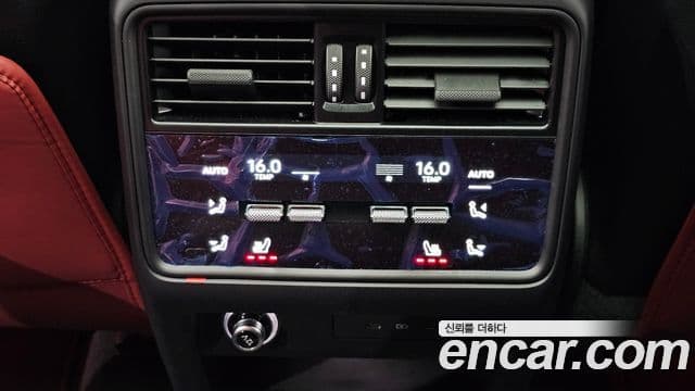 Porsche Cayenne 2024 — Photo 7/36