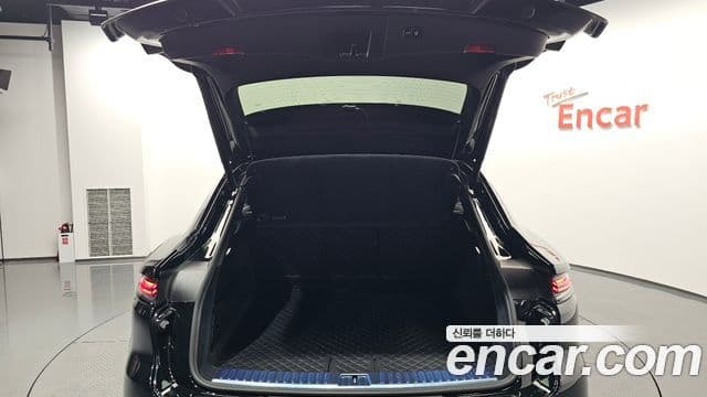 Porsche Cayenne 2024 — Photo 9/36