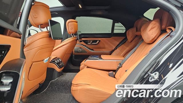 Mercedes-Benz S-Class 2022 — Фото 12/20