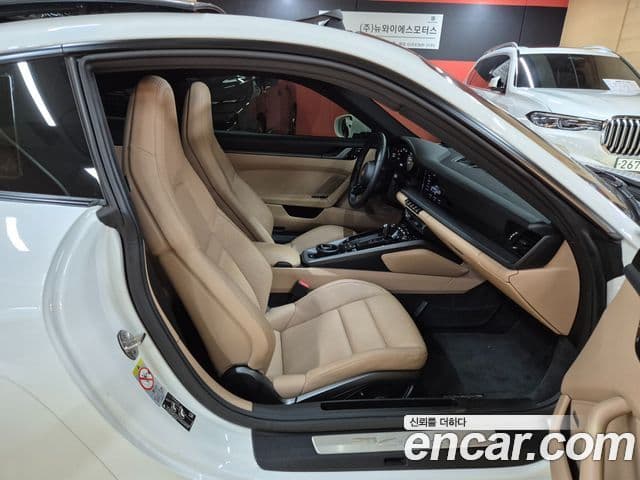 Porsche 911 2020 — Photo 10/20