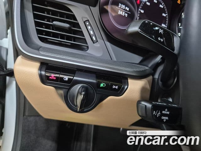 Porsche 911 2020 — Photo 19/20