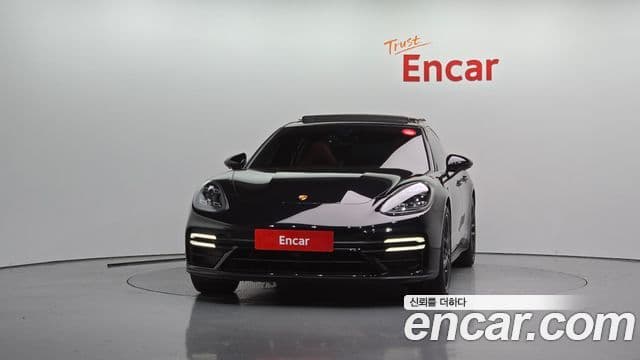 Porsche Panamera 2023 — Photo 4/20