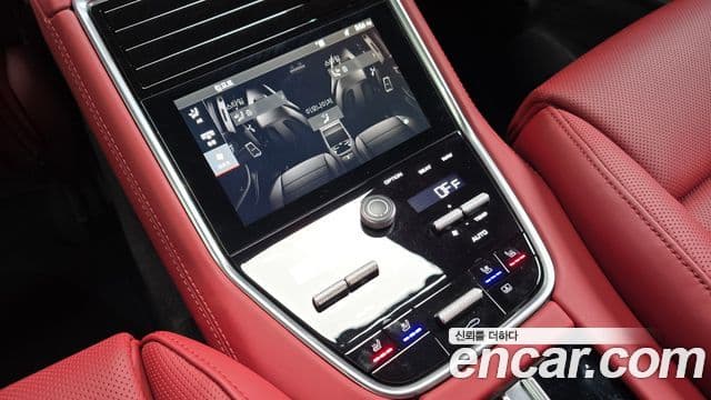 Porsche Panamera 2023 — Photo 5/20