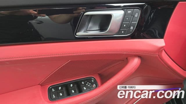 Porsche Panamera 2023 — Photo 3/20