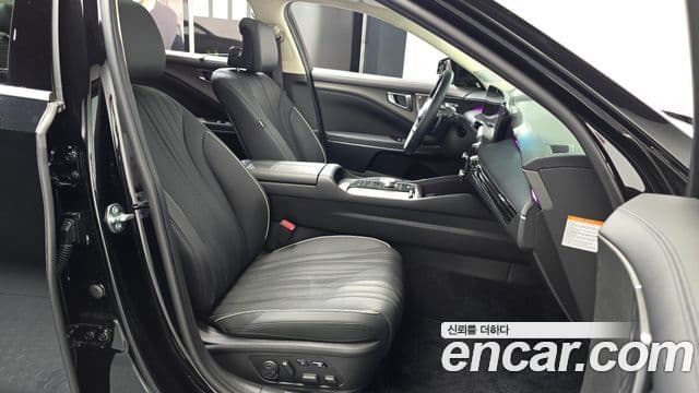 Kia K8 2025 — Photo 9/33