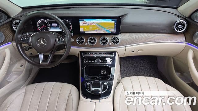 Mercedes-Benz E-Class 2018 — Şəkil 10/20